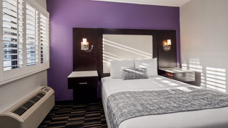 SureStay Hotel Beverly Hills - Bedroom